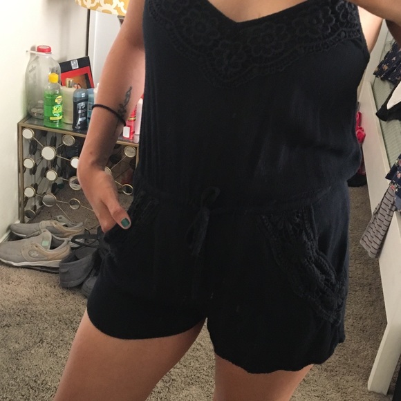 Black Detailed Romper - Picture 2 of 6